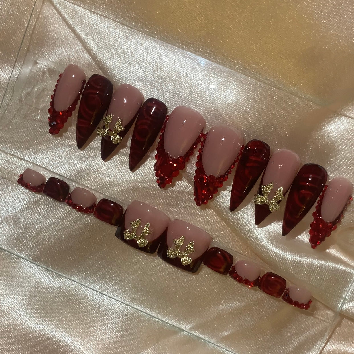 A Dozen Roses (toes)