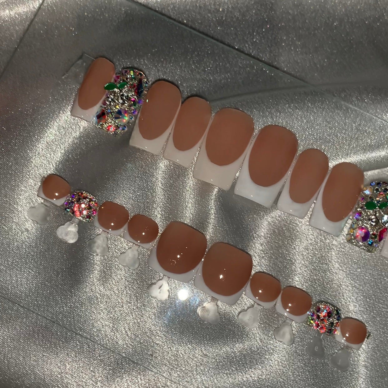 Pop Of Glam Toes (white)