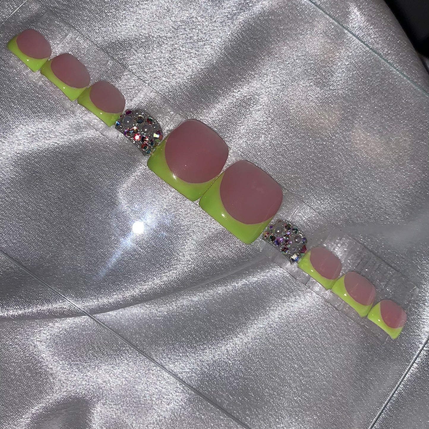 Pop Of Glam - Neon green (toes)